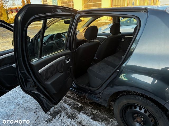 Dacia Sandero 1.6 Laureate - 6