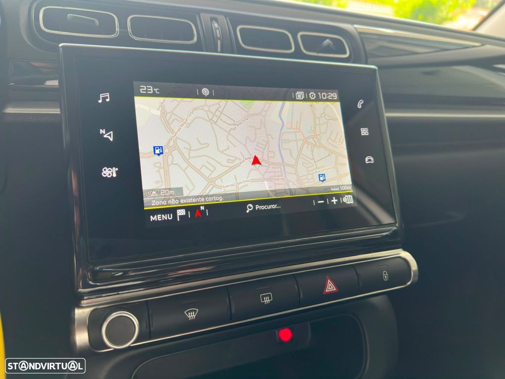 Citroën C3 1.2 PureTech Shine EAT6 - 19