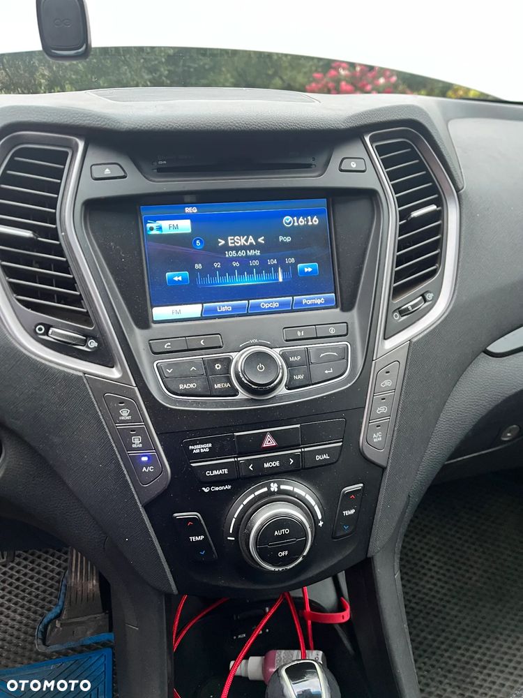 Hyundai Santa Fe 2.2 CRDi 4WD CPF Automatik Premium - 18