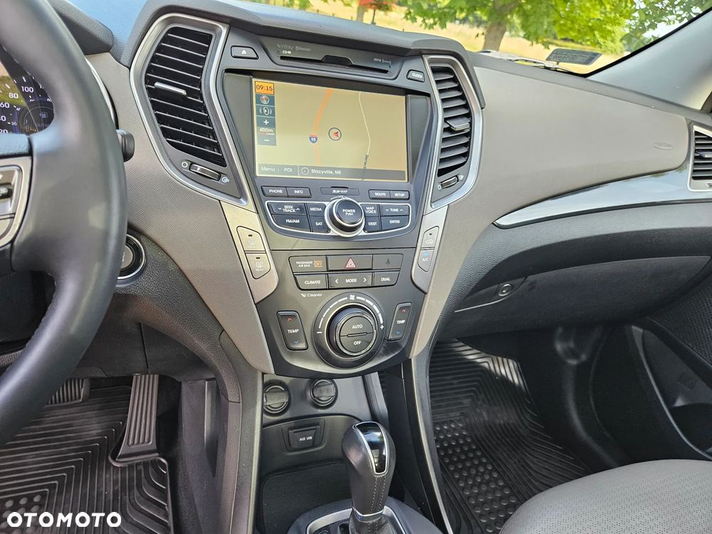 Hyundai Santa Fe - 15