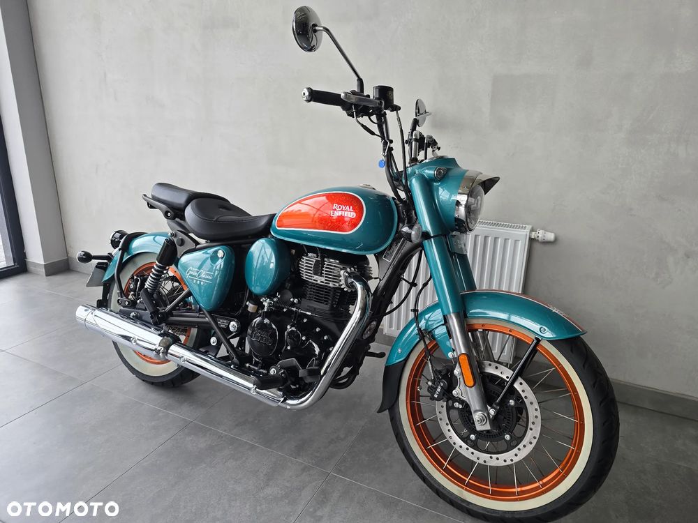 Royal Enfield Classic - 28