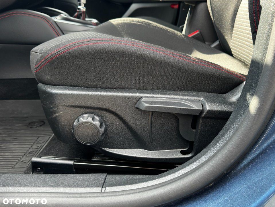 Ford Focus - 13
