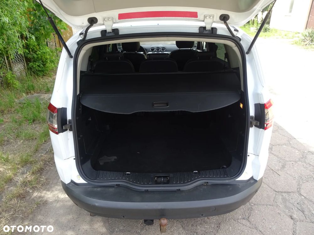 Ford S-Max - 18