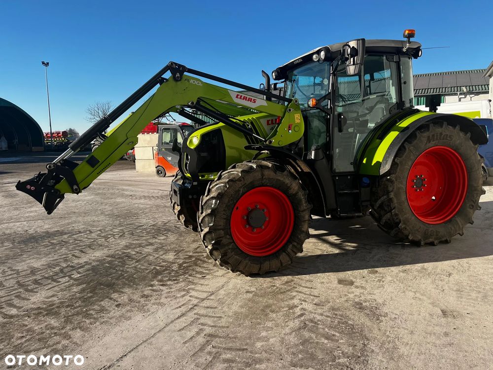 Claas ARION 420 - 1