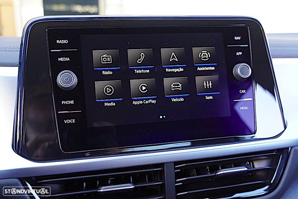 VW T-Roc 1.5 TSI Urban DSG - 37