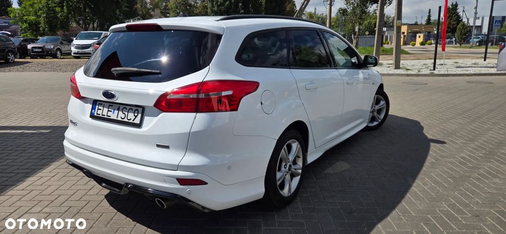 Ford Focus 1.5 EcoBoost STart-Stopp-System ST-LINE - 16