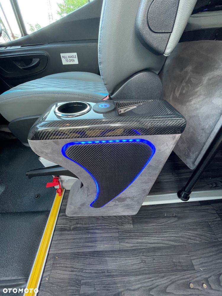 Mercedes-Benz Sprinter 519 - 9