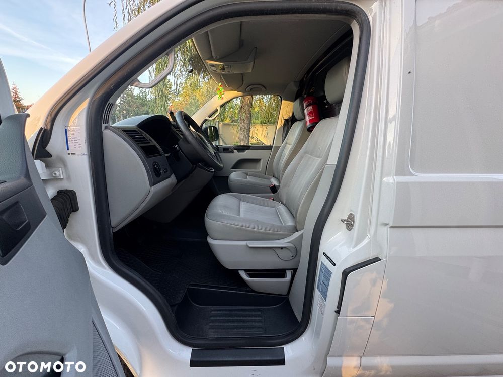 Volkswagen transporter - 23
