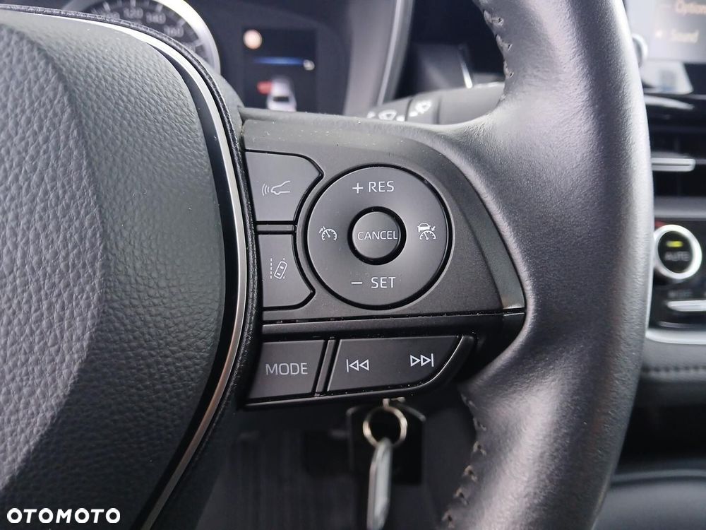 Toyota Corolla - 24
