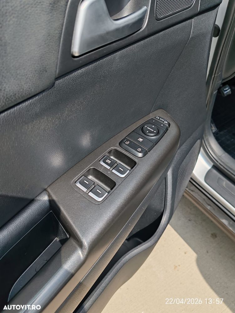 Kia Sportage - 14