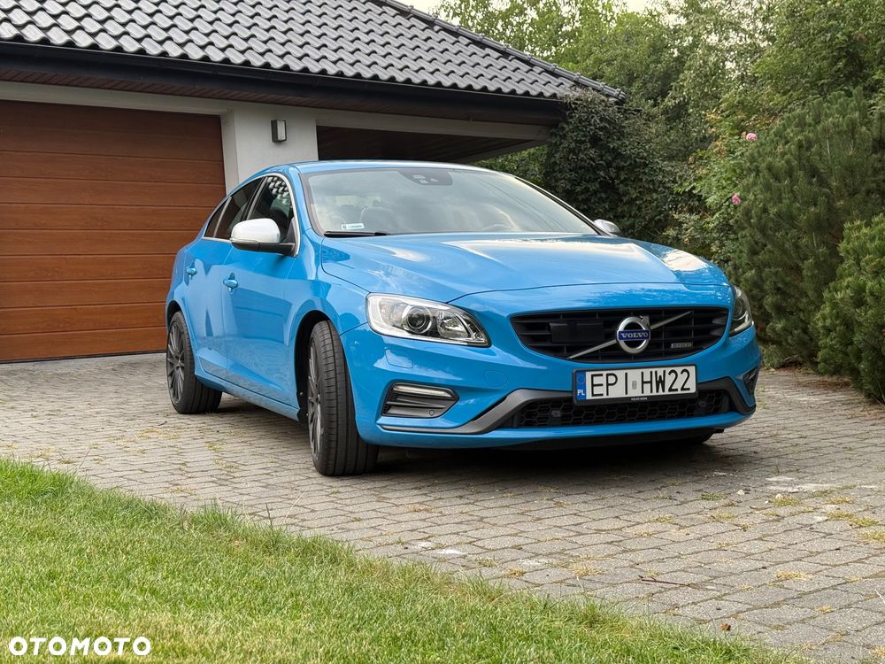Volvo S60 T6 AWD R-Design Summum - 4