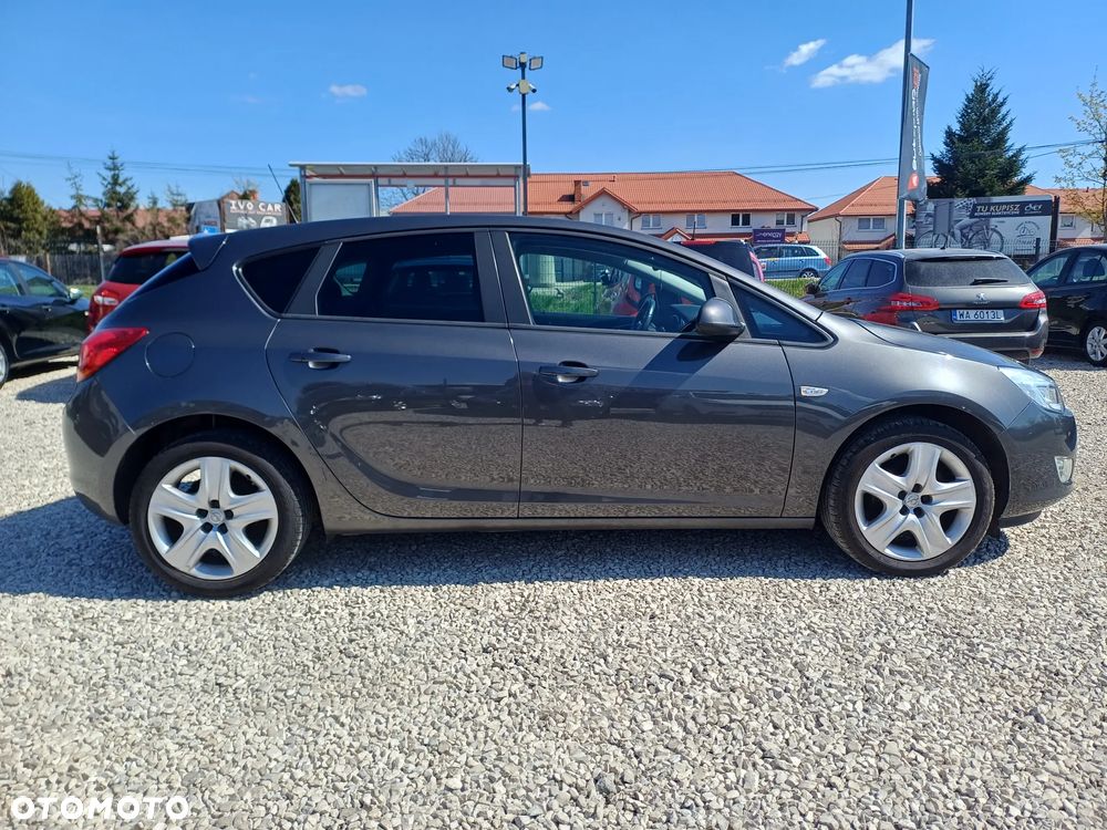 Opel Astra 1.4 Turbo - 15