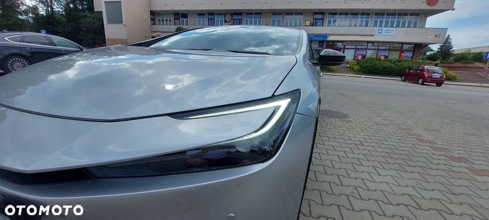 Toyota Prius - 3