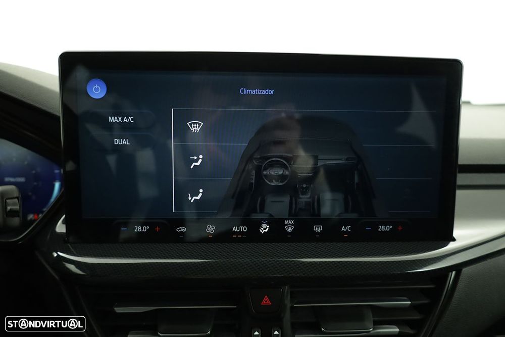 Ford Focus 1.0 EcoBoost MHEV ST-Line X - 13