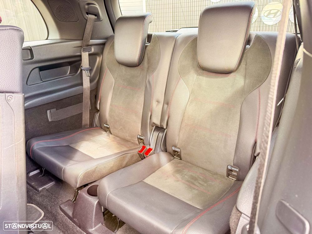 Mercedes-Benz GLB 200 d AMG Line - 25