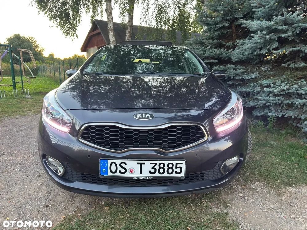 Kia Ceed 1.6 GDI DCT Platinum Edition - 22