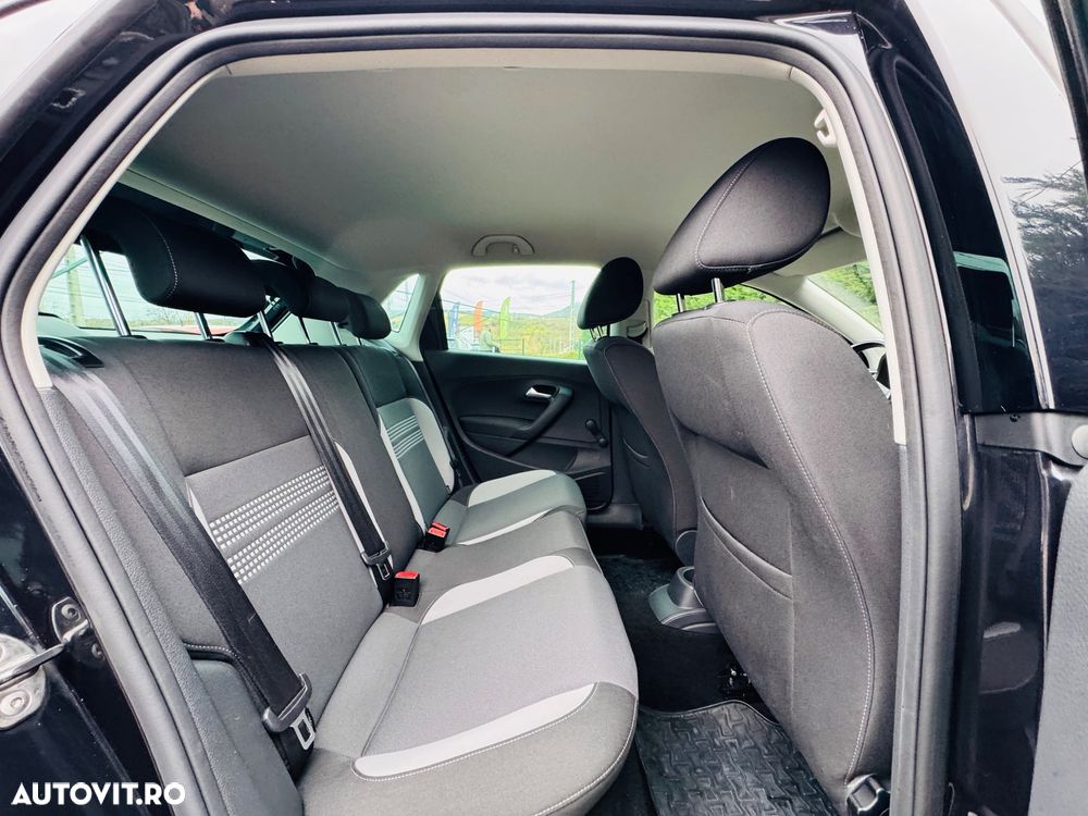 Volkswagen Polo - 16