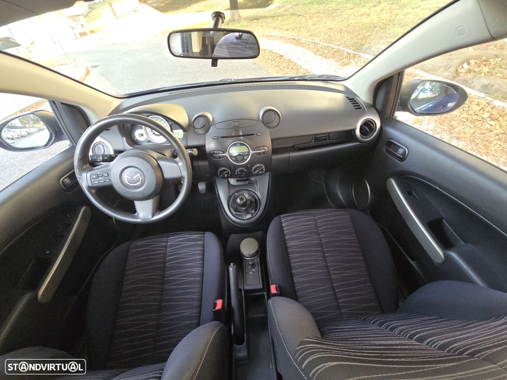 Mazda 2 1.3 MZR Comfort - 12