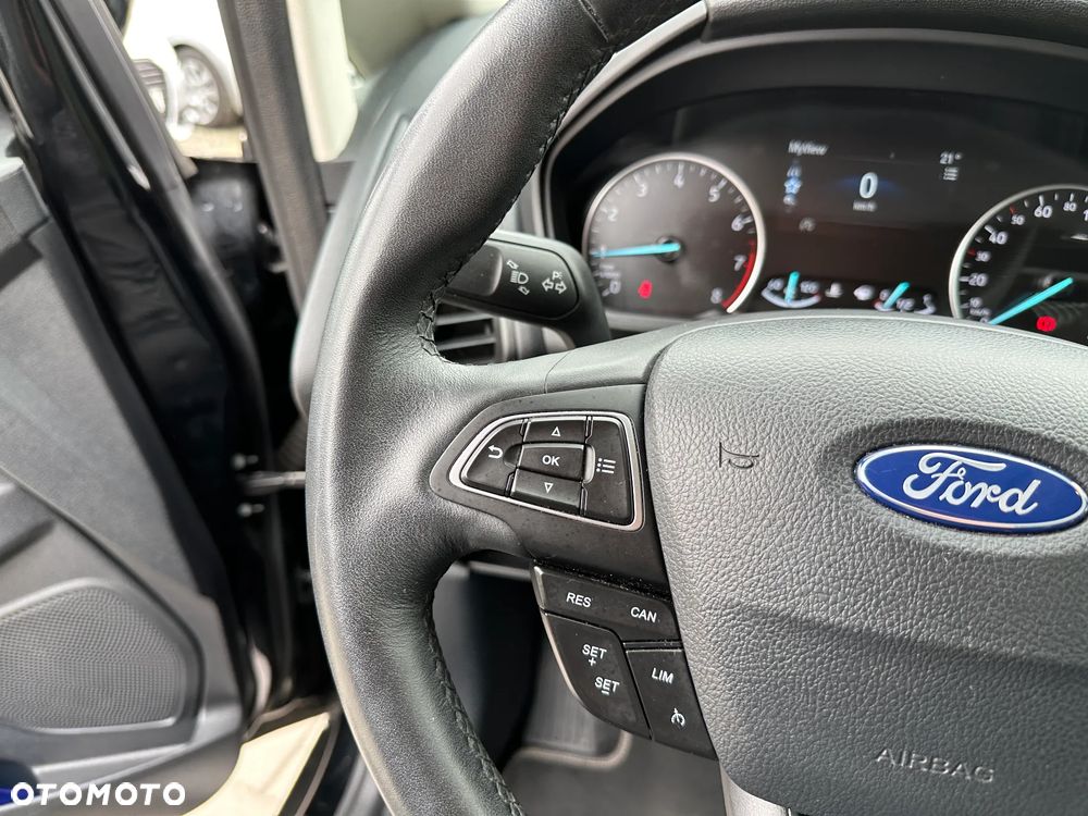 Ford EcoSport - 10