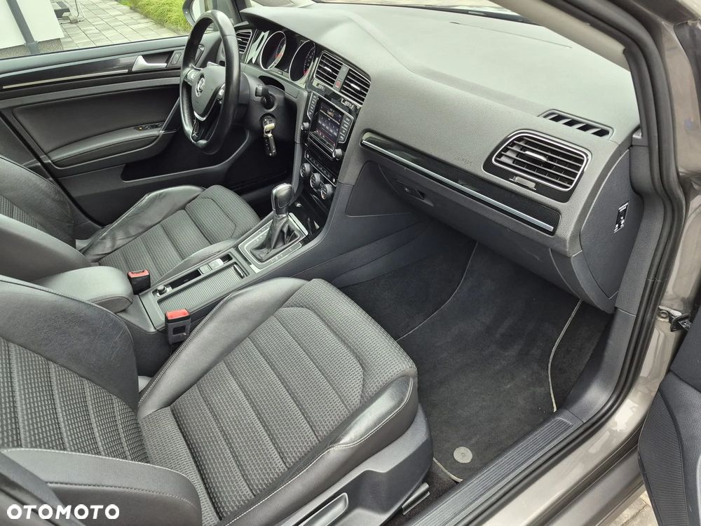 Volkswagen Golf 1.4 TSI BMT Highline DSG - 15
