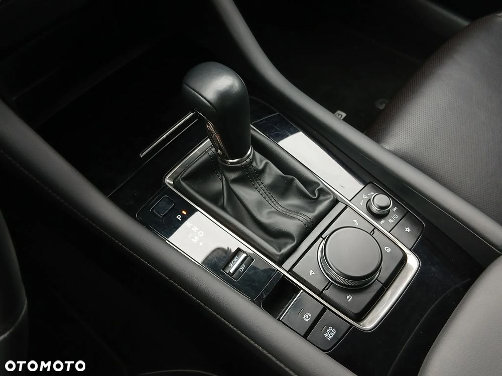 Mazda 3 2.0 mHEV Hikari - 13