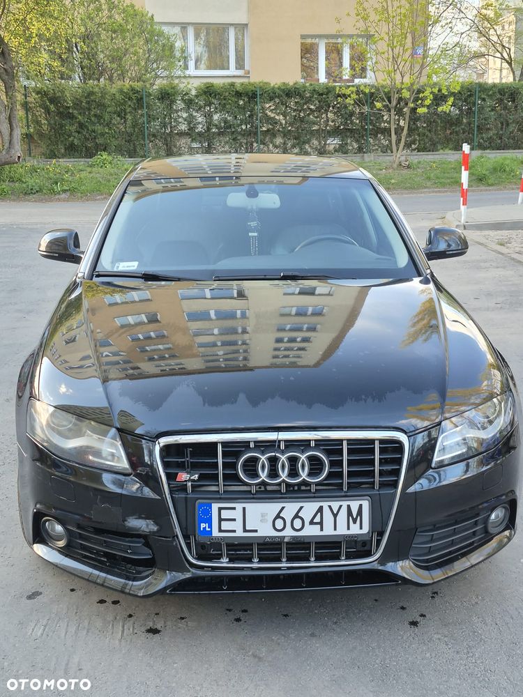 Audi A4 Limousine 2.0 TDI - 1