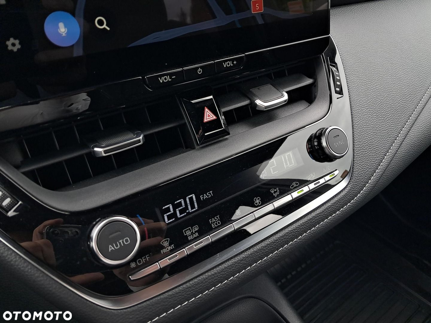 Toyota Corolla - 23