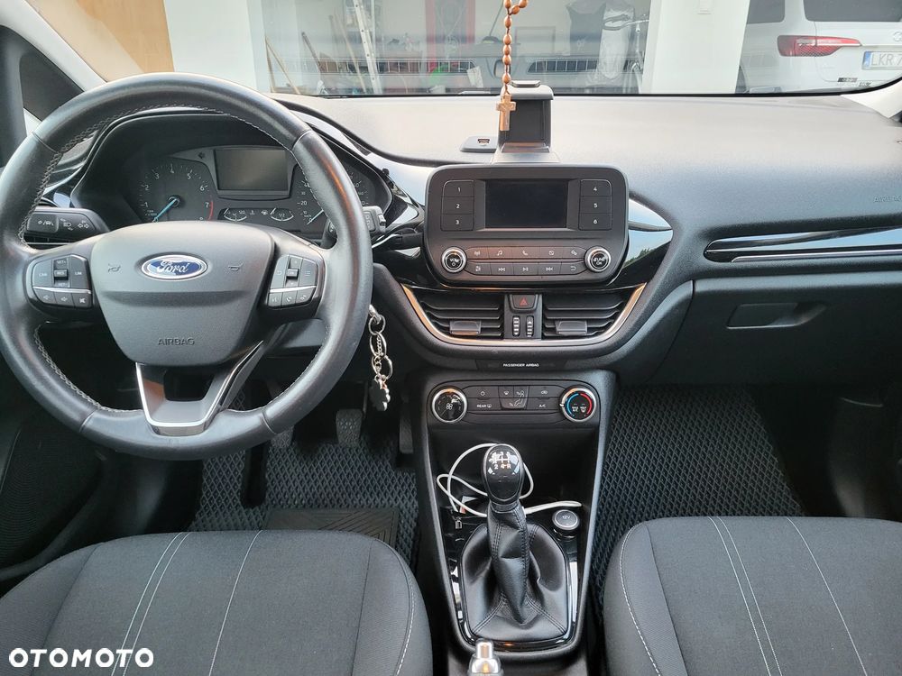 Ford Fiesta - 7