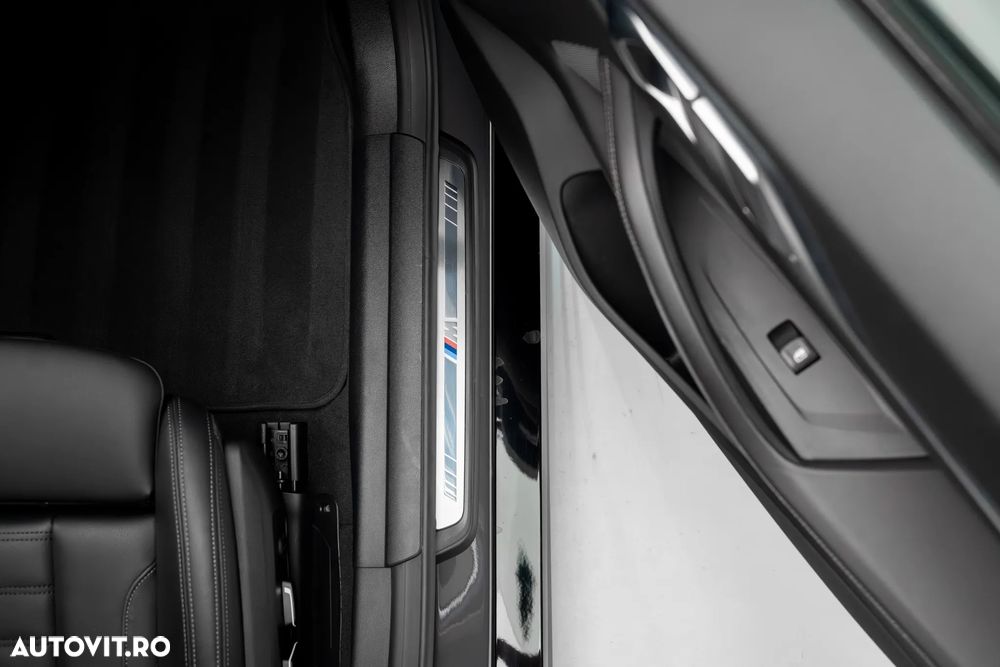 BMW M4 M440i xDrive Gran Coupe - 35