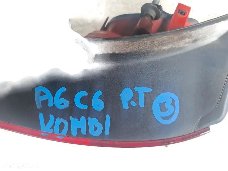 AUDI A6 C6 05r KOMBI LAMPA PRAWY TYŁ W BŁOTNIK LED - 3