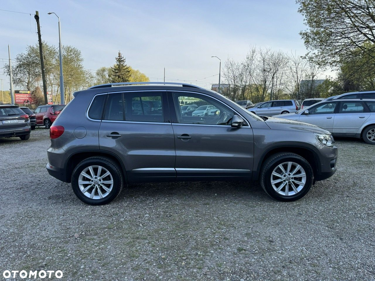 Volkswagen Tiguan - 5