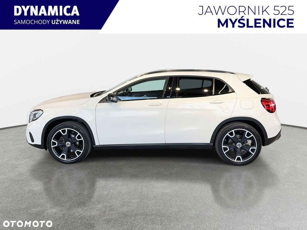 Mercedes-Benz GLA - 6