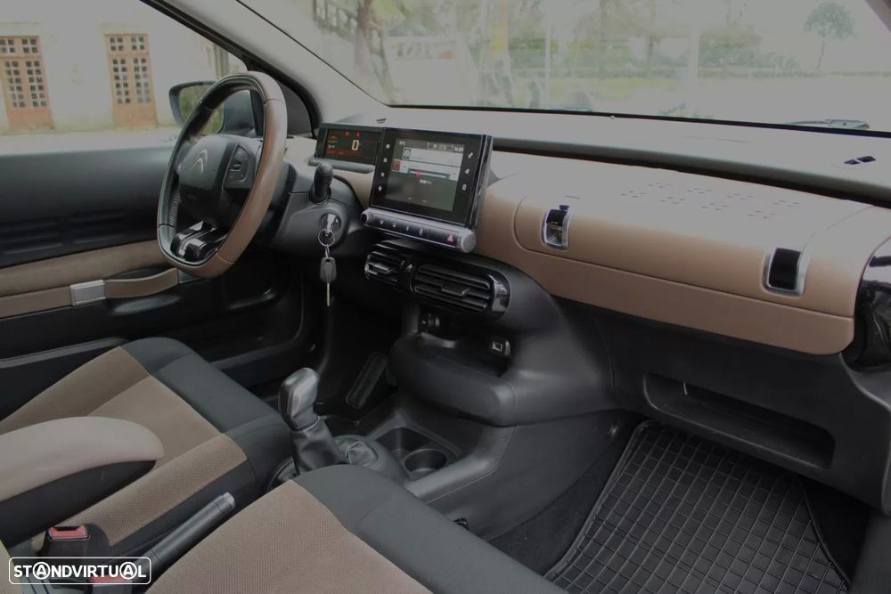 Citroën C4 Cactus 1.6 BlueHDi Shine Ed.Moonlight - 22