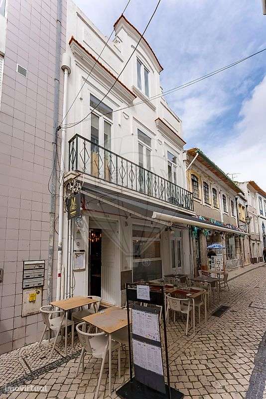 Prédio  para venda - Grande imagem: 2/13