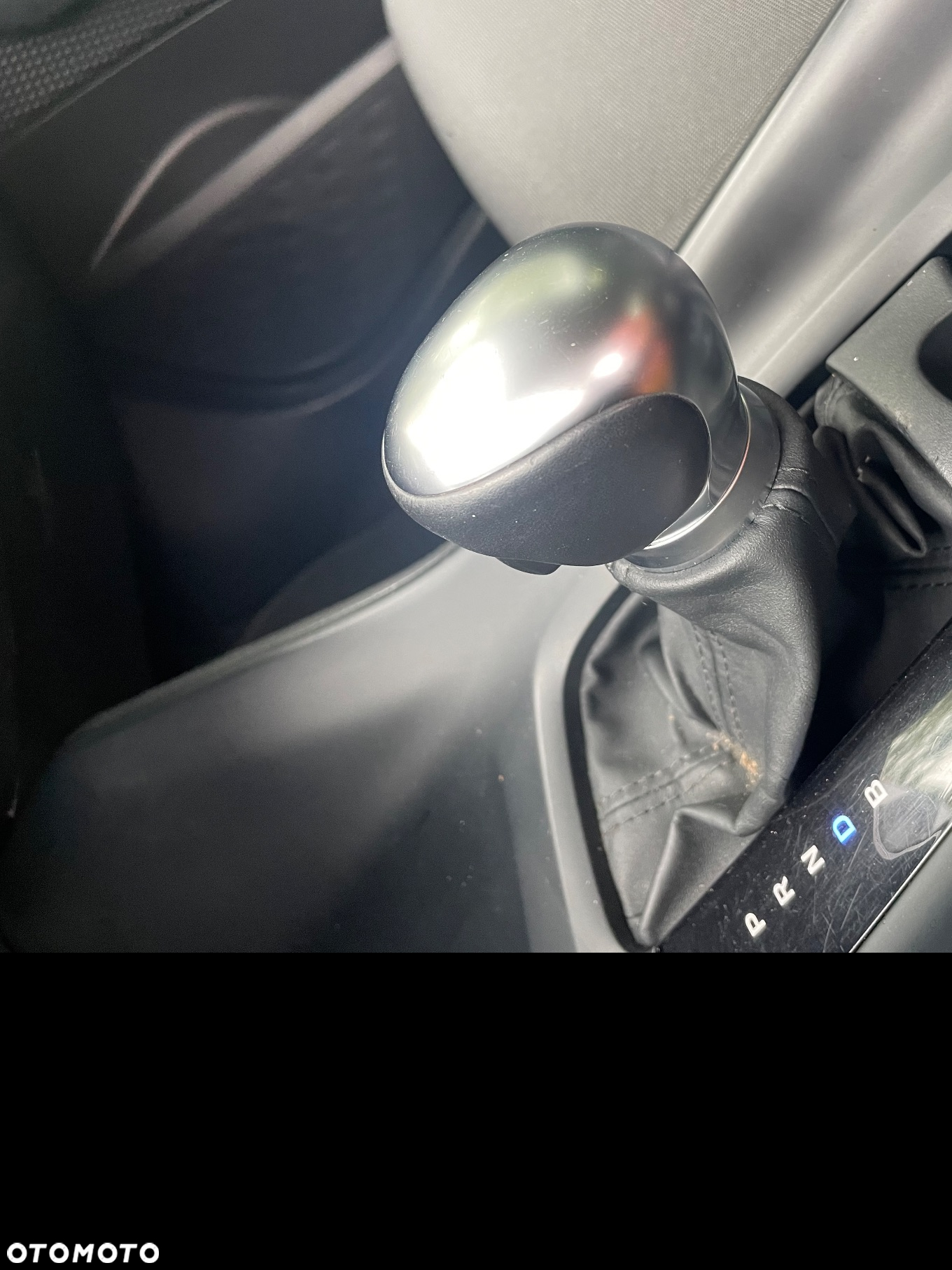 Toyota C-HR 1.8 Hybrid GPF Comfort - 25