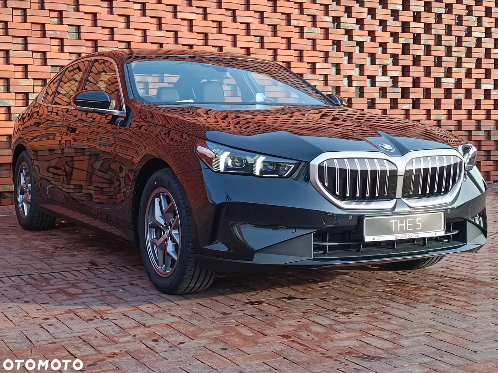 BMW Seria 5 520i mHEV - 4
