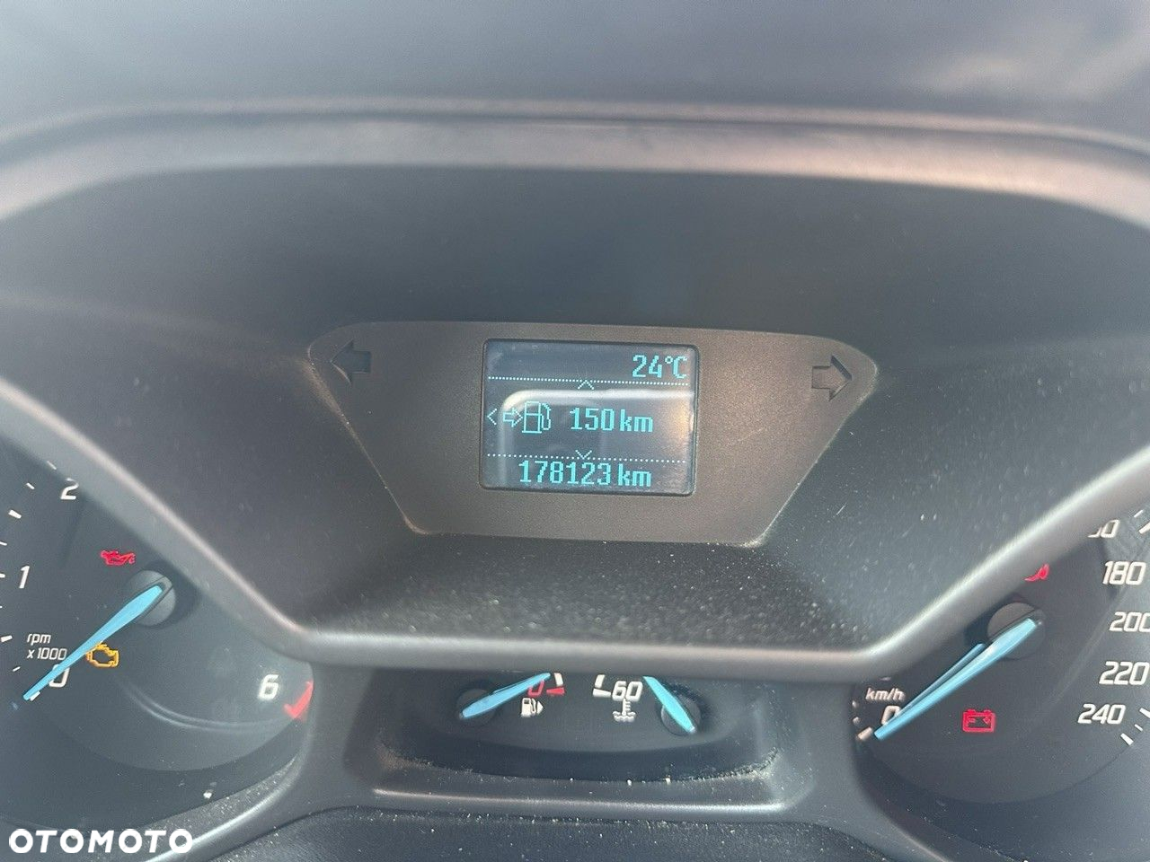 Ford Transit Connect - 16
