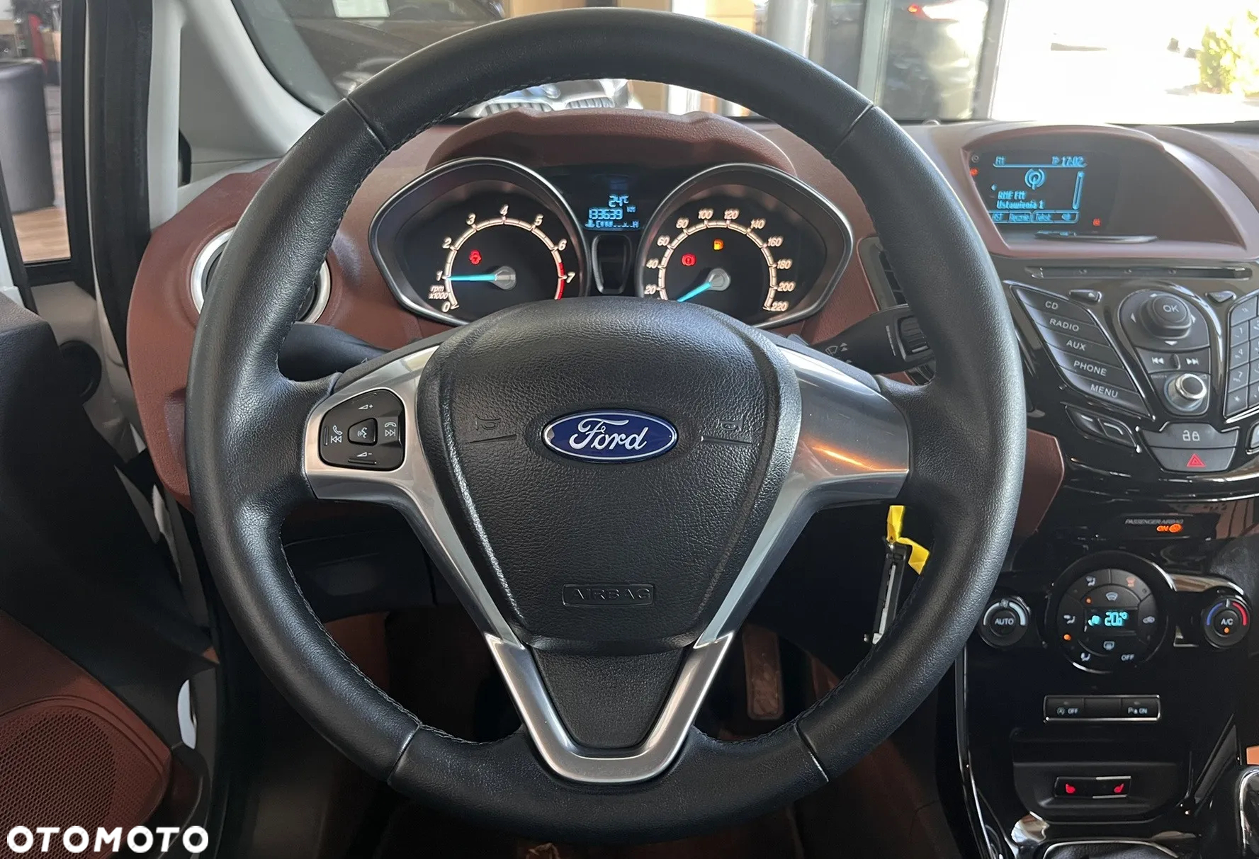 Ford Fiesta 1.0 EcoBoost Titanium X - 12