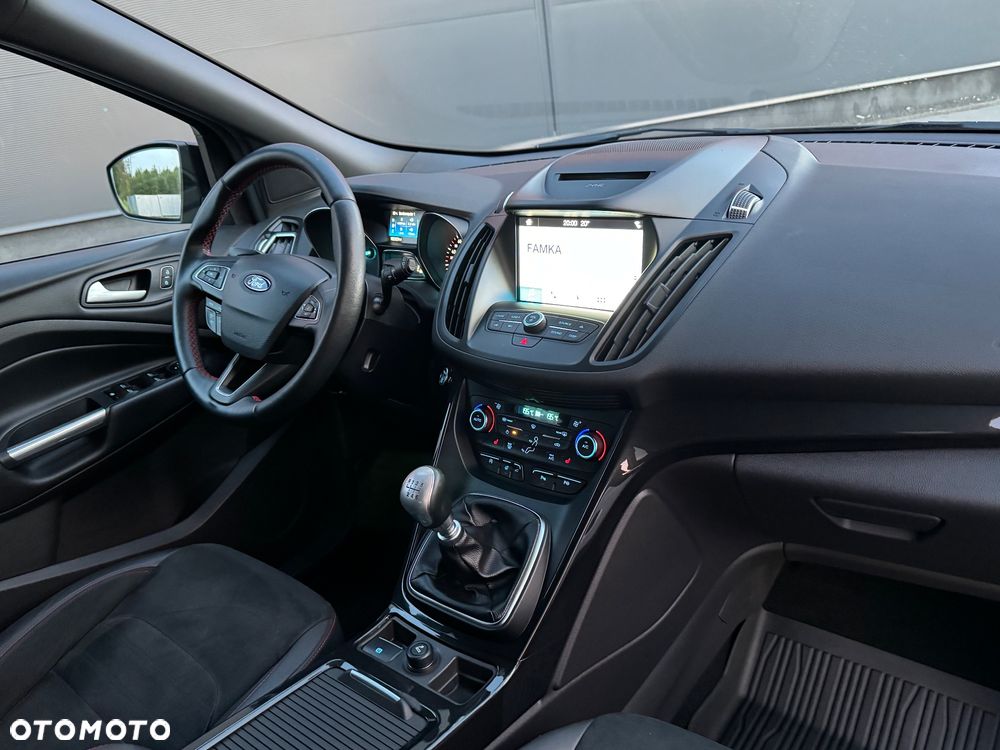 Ford Kuga 1.5 EcoBoost FWD ST-Line ASS MMT6 - 6