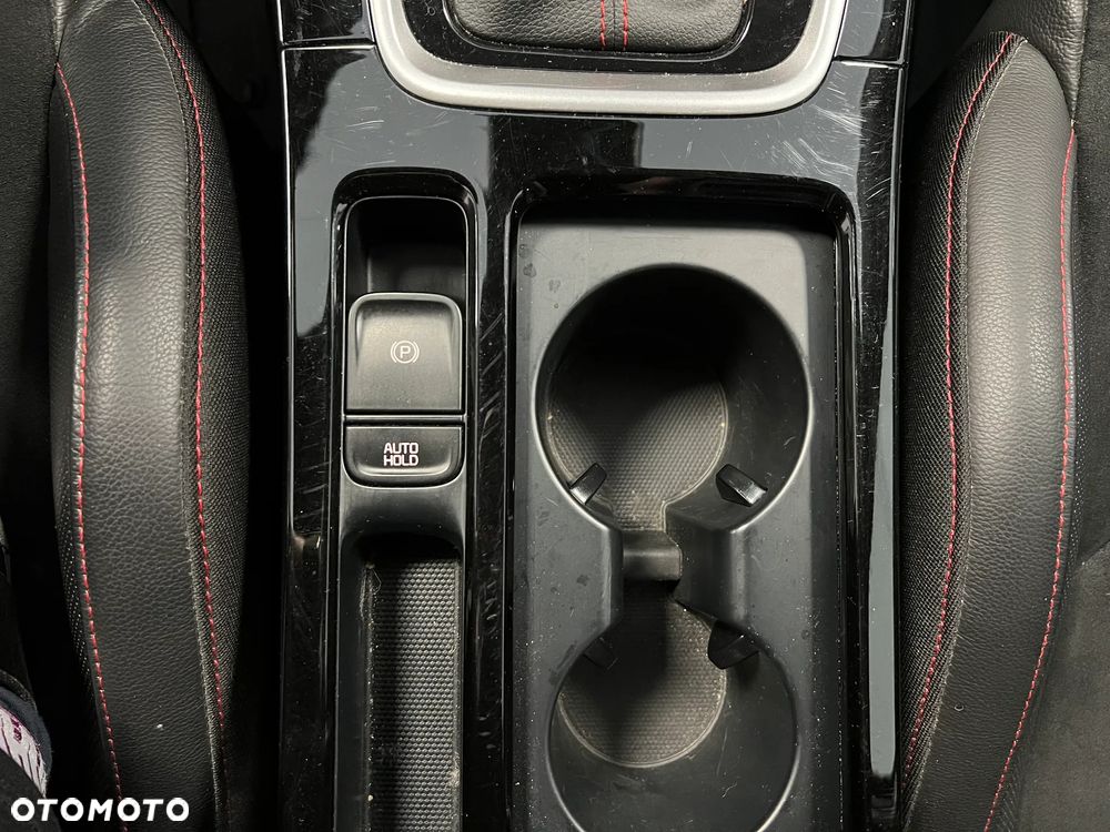 Kia ProCeed 1.6 T-GDI GT DCT - 35