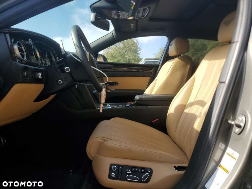 Bentley Flying Spur - 8