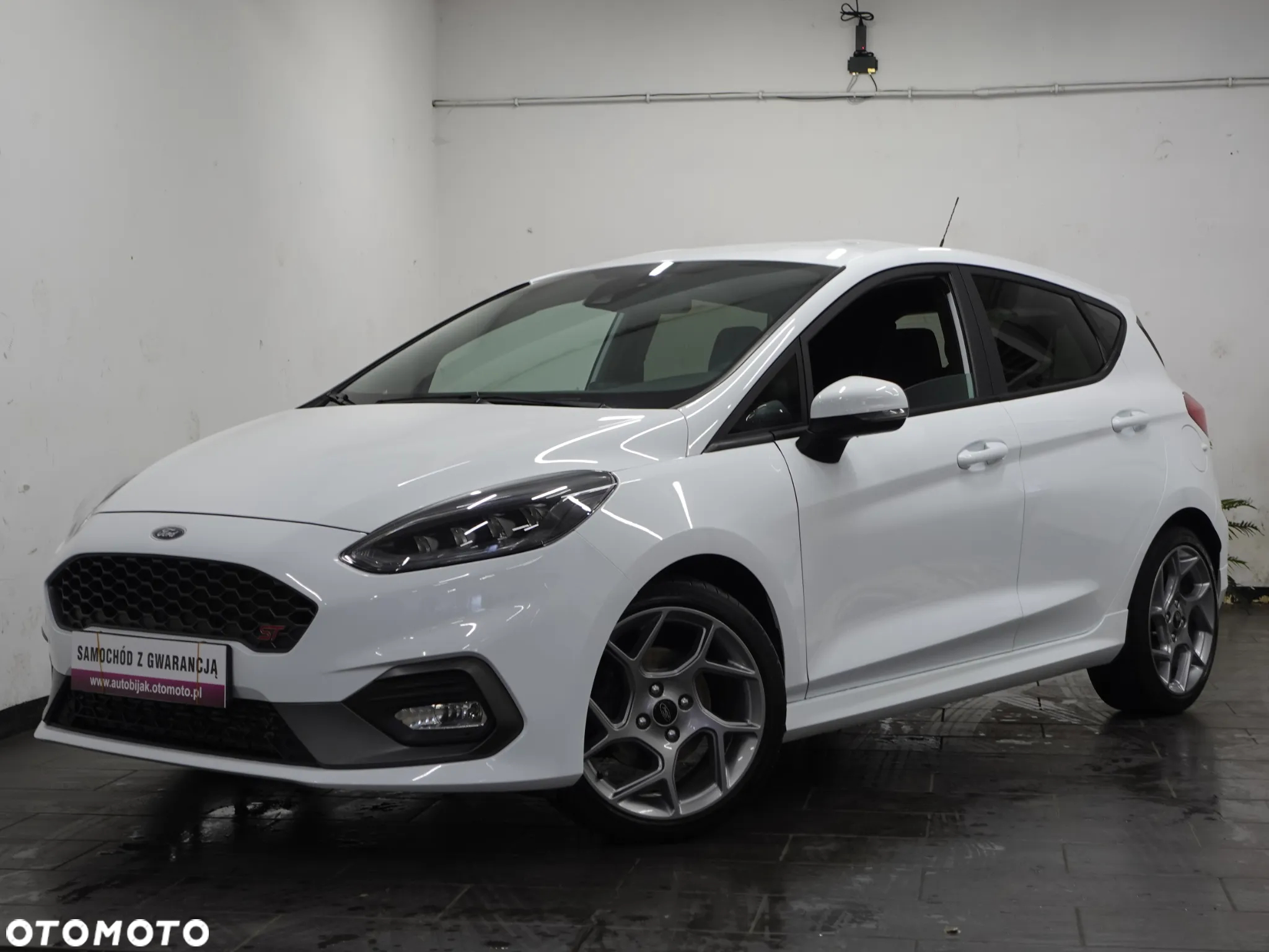 Ford Fiesta 1.5 EcoBoost S&S ST X - 16