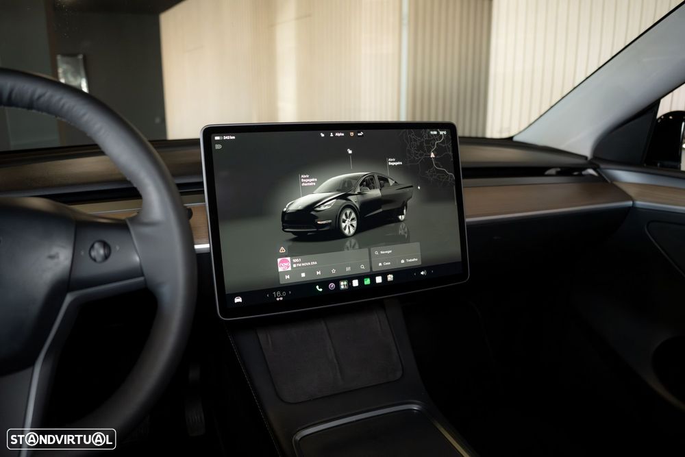 Tesla Model Y Tração Traseira - 25