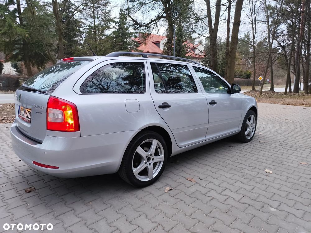 Skoda Octavia 1.6 Team Edition - 10