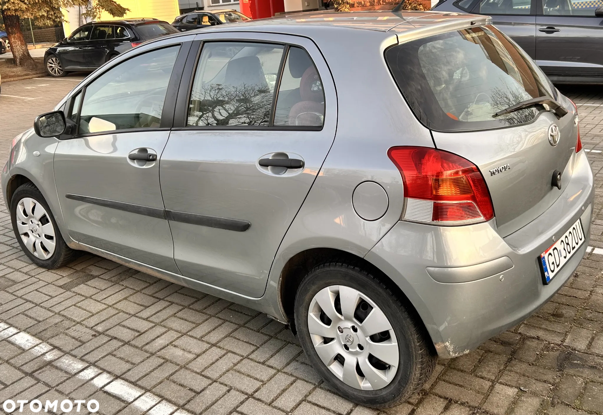 Toyota Yaris 1.33 Luna - 5
