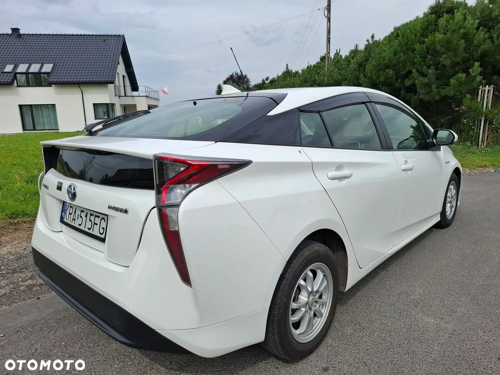 Toyota Prius Hybrid Comfort - 9