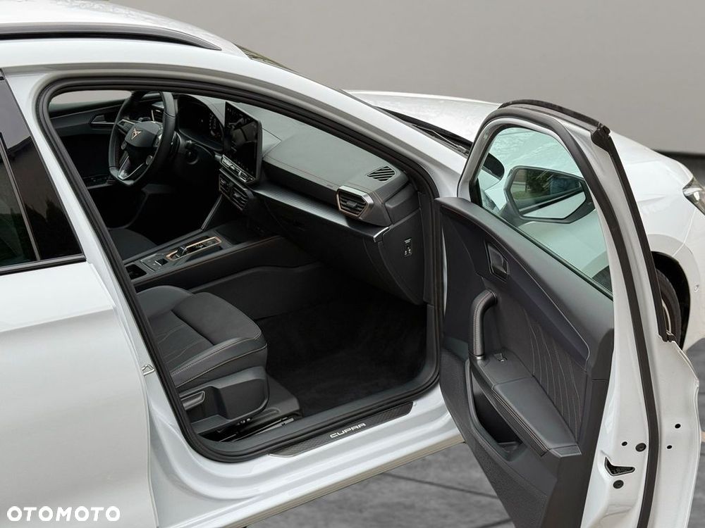 Cupra Leon 1.5 eTSI DSG - 17