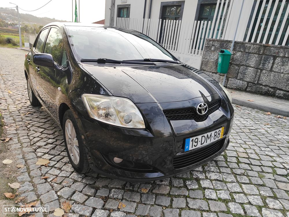 Toyota Auris 1.4 D-4D AC - 3