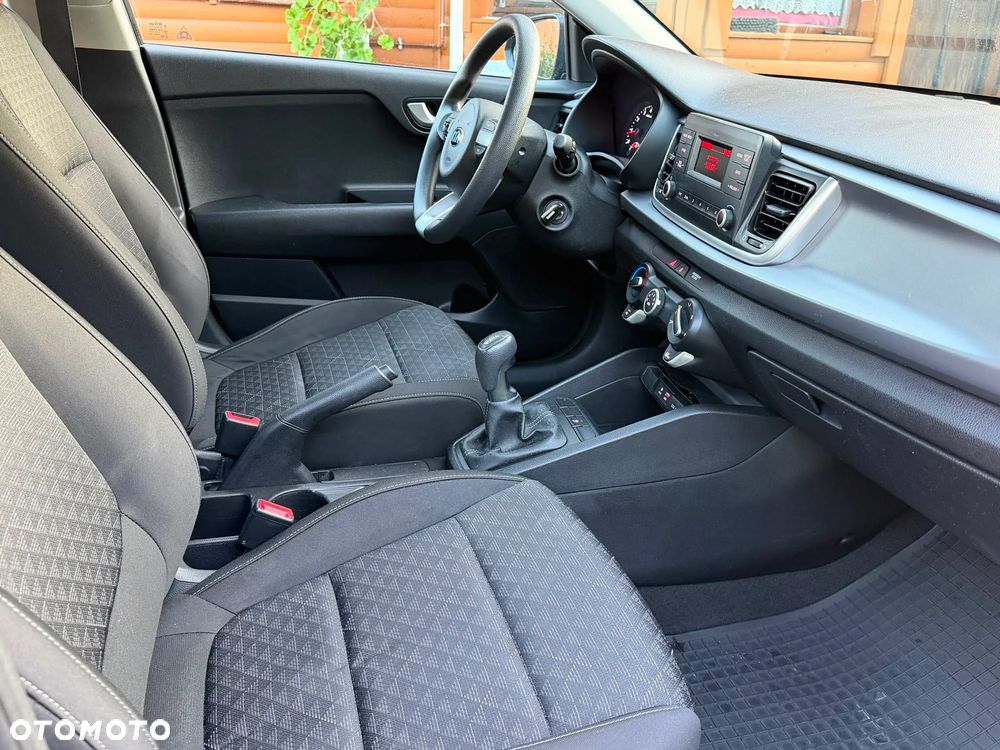 Kia Rio 1.4 M - 28