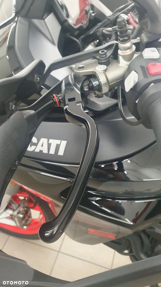 Ducati Multistrada - 11